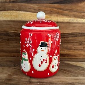 Hallmark Snowman Cookie Jar. Only used as decoration.